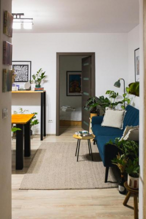 Ultra Central Minimal and Cozy Apartment